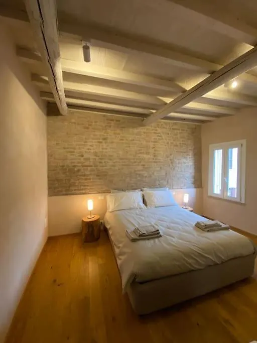 Casa Alberti 만토바 0*,